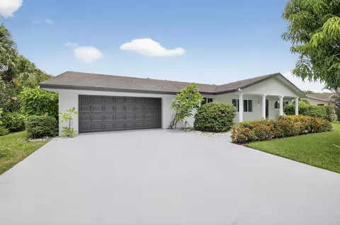 4599 Brady Blvd, Delray Beach, FL 33445