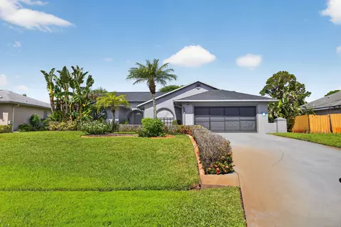 2852 SW Giralda St, Port Saint Lucie, FL 34953