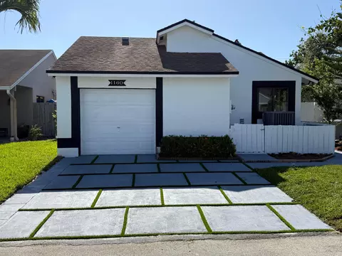 1160 SW 111th Ave, Pembroke Pines, FL 33025