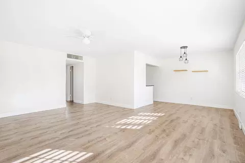 2455 NE 51st St #E102, Fort Lauderdale, FL 33308