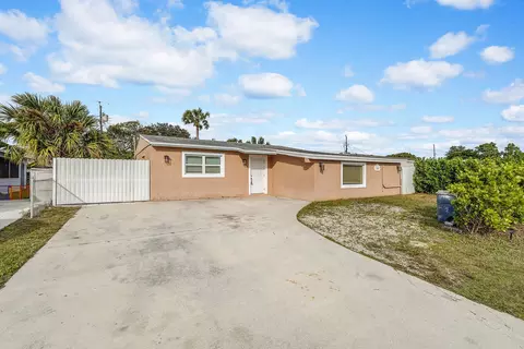 4389 Bellewood St, Palm Beach Gardens, FL 33410