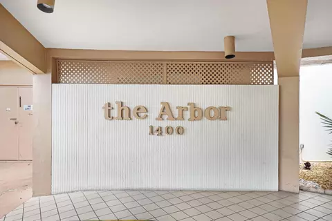 1400 Saint Charles Pl #624, Pembroke Pines, FL 33026