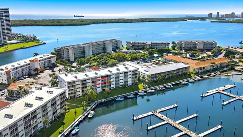 29 Yacht Club Dr UNIT 405, North Palm Beach, FL 33408