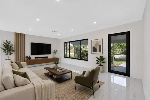 Living - 3030 Arthur St, Hollywood, FL 33021 photo 1 of 8