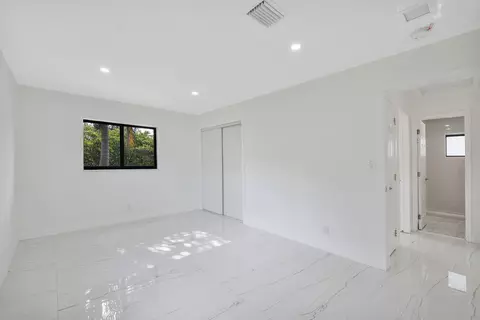 Bedroom - 3030 Arthur St, Hollywood, FL 33021 photo 4 of 6