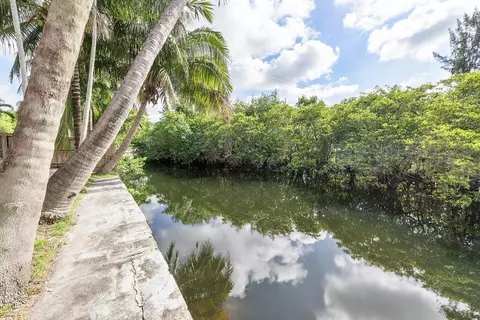 View/Area - 3030 Arthur St, Hollywood, FL 33021 photo 1 of 10