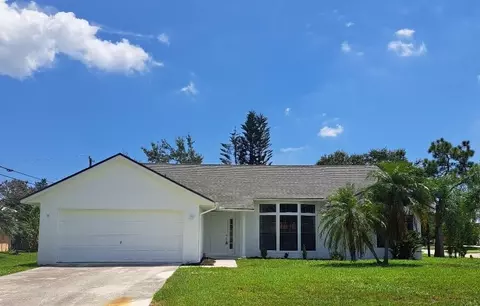 5000 NW Erskin Ter, Port Saint Lucie, FL 34983