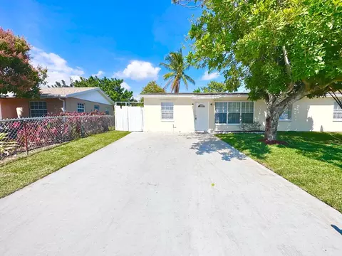 4845 Andros Dr, West Palm Beach, FL 33407