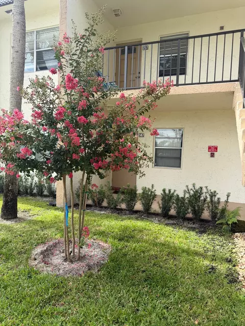 150 Lake Meryl Dr #247, West Palm Beach, FL 33411