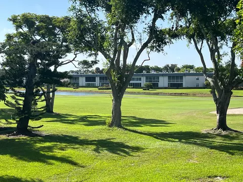 93 Normandy B, Delray Beach, FL 33484