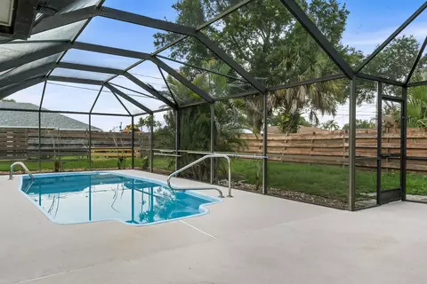 1167 SW Gardena Ave, Port Saint Lucie, FL 34953
