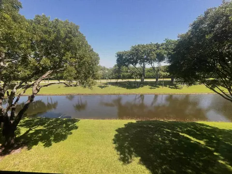 7185 Huntington Ln #306, Delray Beach, FL 33446