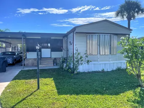 7319 43rd Way N, Riviera Beach, FL 33404