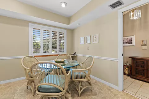 Dining - 6433 SE Brandywine Ct UNIT 217, Stuart, FL 34997 photo 1 of 3