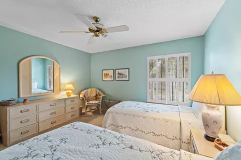 Bedroom - 6433 SE Brandywine Ct UNIT 217, Stuart, FL 34997 photo 5 of 6