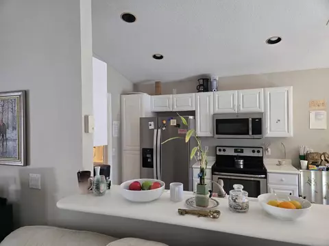 Kitchen - 6374 Robinson St, Jupiter, FL 33458 photo 1 of 2