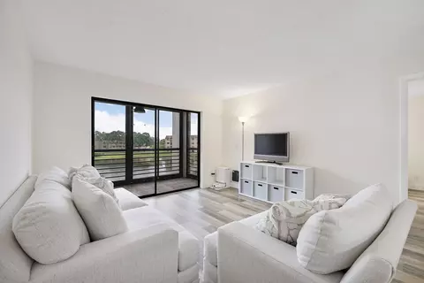 10444 NW 30th Ct #307, Sunrise, FL 33322