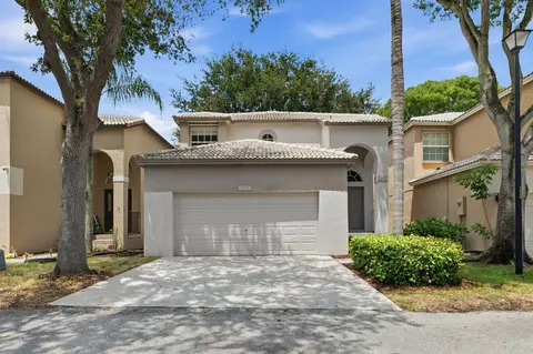 5205 Eagle Cay Mnr, Coconut Creek, FL 33073
