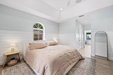 Bedroom - 2815 Hampton Cir E, Delray Beach, FL 33445 photo 1 of 4