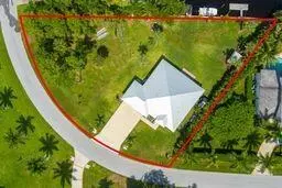 View/Area - 2070 NW Pine Tree Way, Stuart, FL 34994 photo 3 of 7