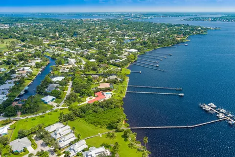 View/Area - 2070 NW Pine Tree Way, Stuart, FL 34994 photo 5 of 5