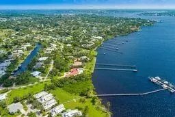 View/Area - 2070 NW Pine Tree Way, Stuart, FL 34994 photo 5 of 7
