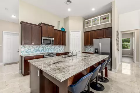 Kitchen - 2070 NW Pine Tree Way, Stuart, FL 34994 photo 2 of 2