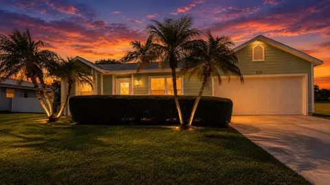 244 SW Ridgecrest Dr, Port Saint Lucie, FL 34953