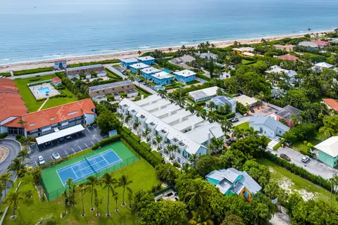 5 Adams Rd, Ocean Ridge, FL 33435