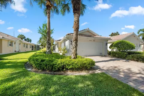 8038 Montserrat Pl, Wellington, FL 33414