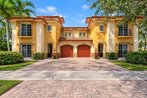 203 NW 12th Ave #205, Fort Lauderdale, FL 33311