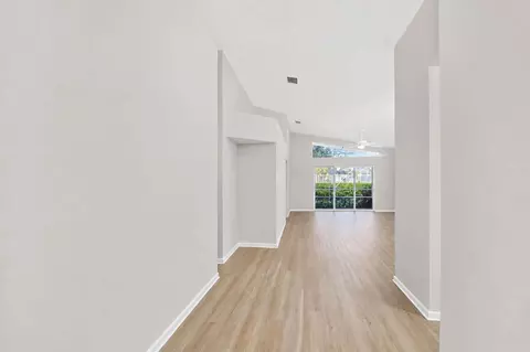 11163 Mandalay Way, Boynton Beach, FL 33437