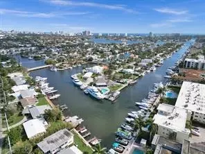 1050 SE 14th Pl #15B, Fort Lauderdale, FL 33316
