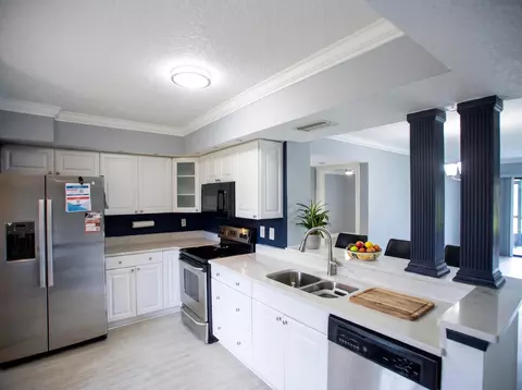 7370 S Oriole Blvd #102, Delray Beach, FL 33446
