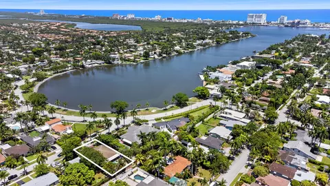 View/Area - 1230 Taylor St, Hollywood, FL 33019 photo 3 of 5