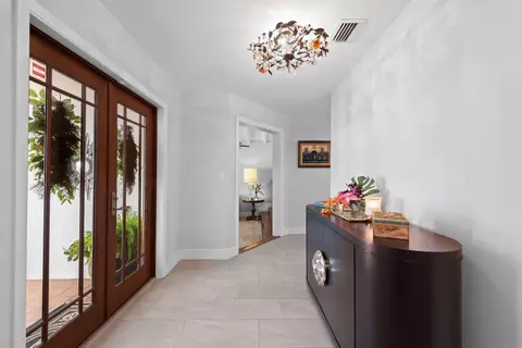 Entry Way - 1230 Taylor St, Hollywood, FL 33019 photo 1 of 1