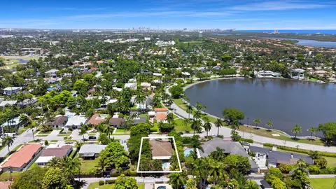 View/Area - 1230 Taylor St, Hollywood, FL 33019 photo 2 of 5