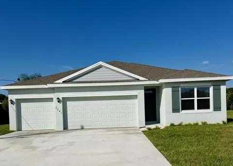 2241 SE Bowie St, Port Saint Lucie, FL 34952