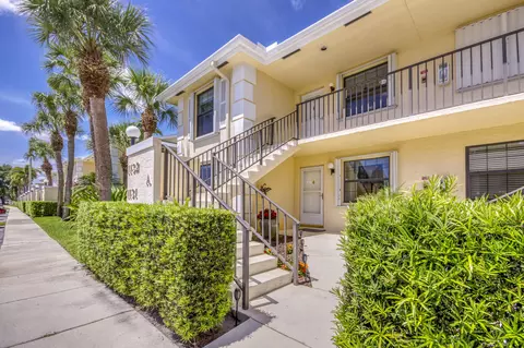 Exterior - 1132 Keystone Dr #A, Jupiter, FL 33458 photo 3 of 4