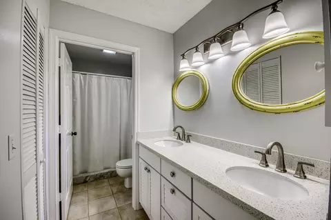 Bath - 1132 Keystone Dr #A, Jupiter, FL 33458 photo 1 of 3