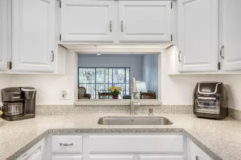 Kitchen - 1132 Keystone Dr #A, Jupiter, FL 33458 photo 2 of 4