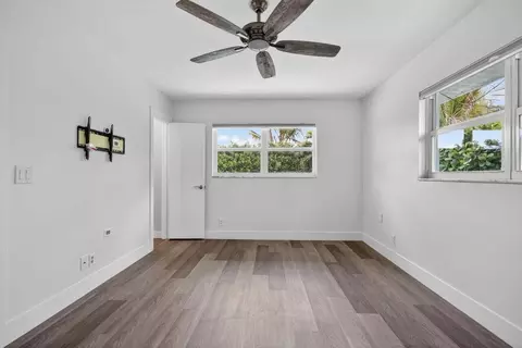 Bedroom - 364 Venus Ave, Tequesta, FL 33469 photo 3 of 7