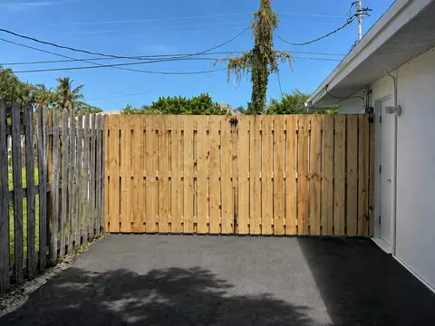 Exterior - 364 Venus Ave, Tequesta, FL 33469 photo 14 of 14