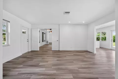 Living - 364 Venus Ave, Tequesta, FL 33469 photo 8 of 12