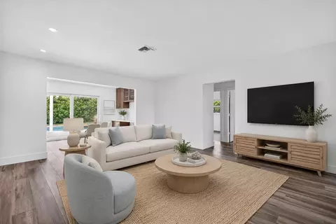 Living - 364 Venus Ave, Tequesta, FL 33469 photo 2 of 12
