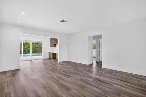 Living - 364 Venus Ave, Tequesta, FL 33469 photo 1 of 12
