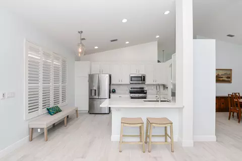 Kitchen - 1039 SE Westminster Pl, Stuart, FL 34997 photo 1 of 5