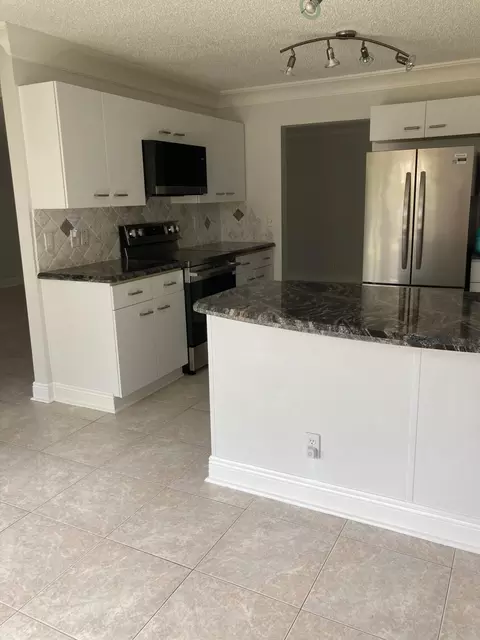 7680 Stone Harbour Dr #3, Lake Worth, FL 33467