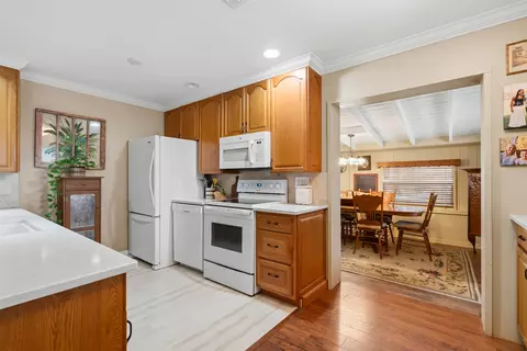 Kitchen - 2330 SE Madison St, Stuart, FL 34997 photo 4 of 4