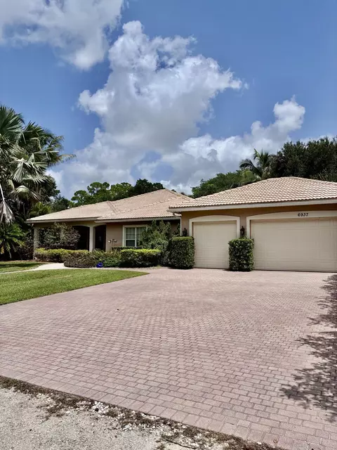 6937 Monmouth Rd, West Palm Beach, FL 33413